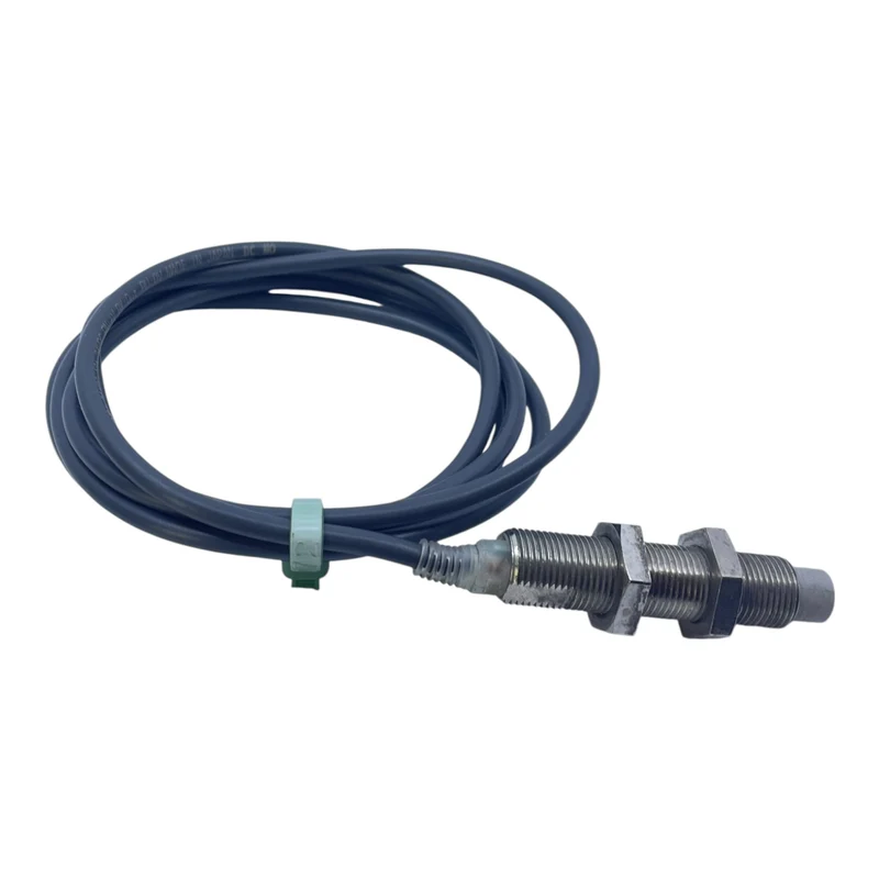 Omron Induktiver Sensor M18 5mm PNP NO 10–30V DC E2E2-X5MB1