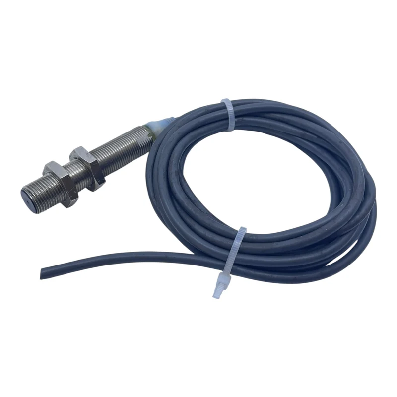 Omron Induktiver Sensor M12 4mm PNP NO 10–30V DC E2A-M12LS04-WP-B1