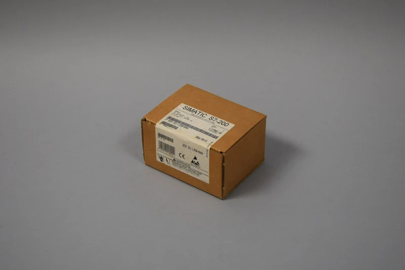 SIEMENS 6ES7221-1JF00-0XA0 auf Lager