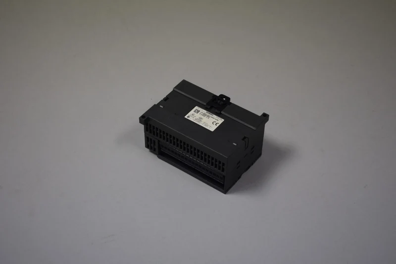 SIEMENS 6ES7214-1BD22-0XB0 auf Lager