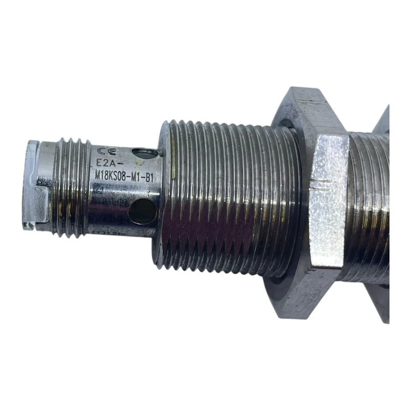 Omron Näherungssensor E2A-M18KS08-M1-B2 M18 PNP NC 10–30 V DC für Industrie