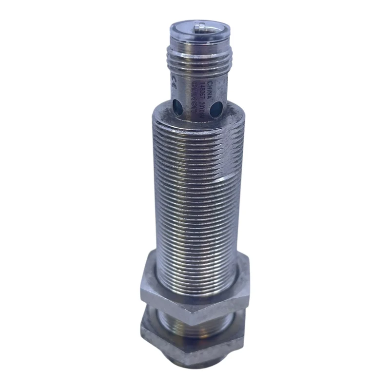 Omron Induktiver Sensor E2A-M18LS08-M1-B1 Näherungsschalter M18