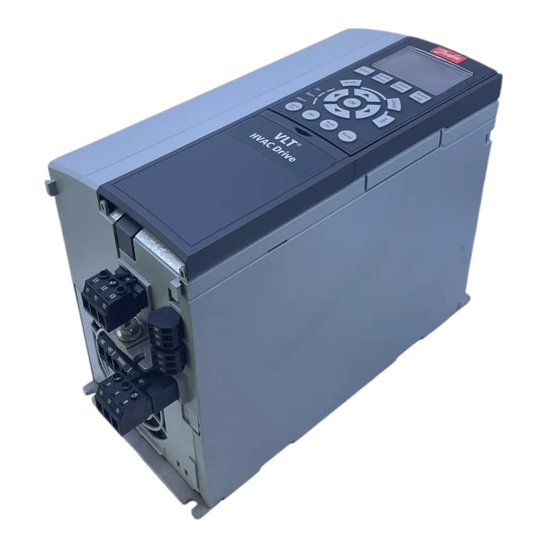 Danfoss 131B3603 Frequenzumrichter FC-102P7K5T4E20H1 7,5kW 131B3603 FC-102P7K5T4