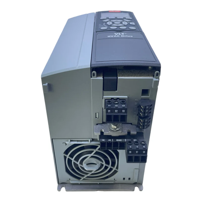 Danfoss 131B3603 Frequenzumrichter FC-102P7K5T4E20H1 7,5kW 131B3603 FC-102P7K5T4