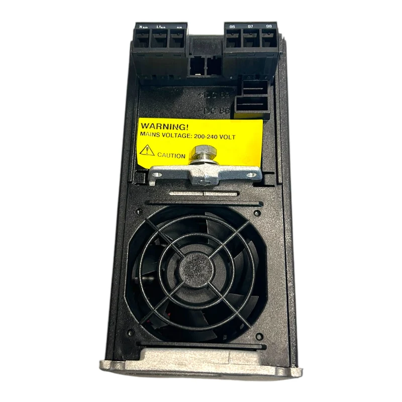 Danfoss VLT2803 195N0007 Frequenzumrichter VLT2803PS2B20STR1DBF10A00C0
