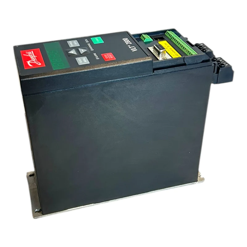 Danfoss VLT2803 195N0007 Frequenzumrichter VLT2803PS2B20STR1DBF10A00C0