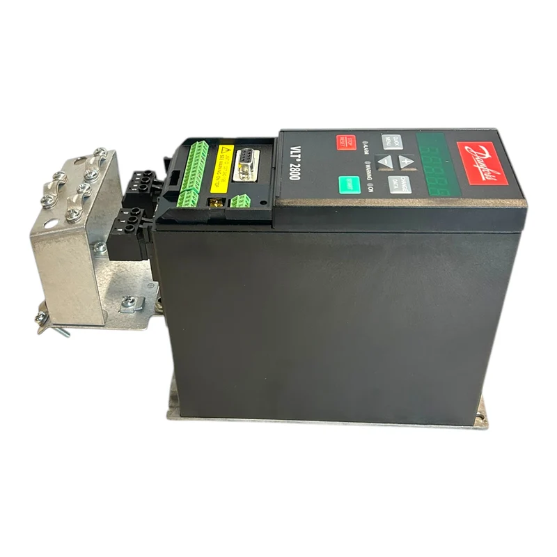 Danfoss 178B1444 VLT2803PS2B20STR1DBF12A00C0 Frequenzumrichter