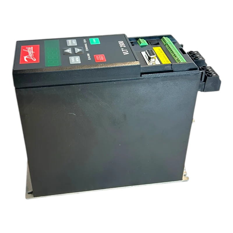 Danfoss VLT2803 195N0007 Frequenzumrichter VLT2803PS2B20STR1DBF10A00C0