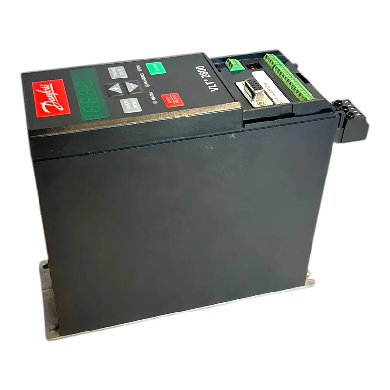 Danfoss VLT2807 195N0031 Frequenzumrichter VLT2807PS2B20STR1DBF10A00