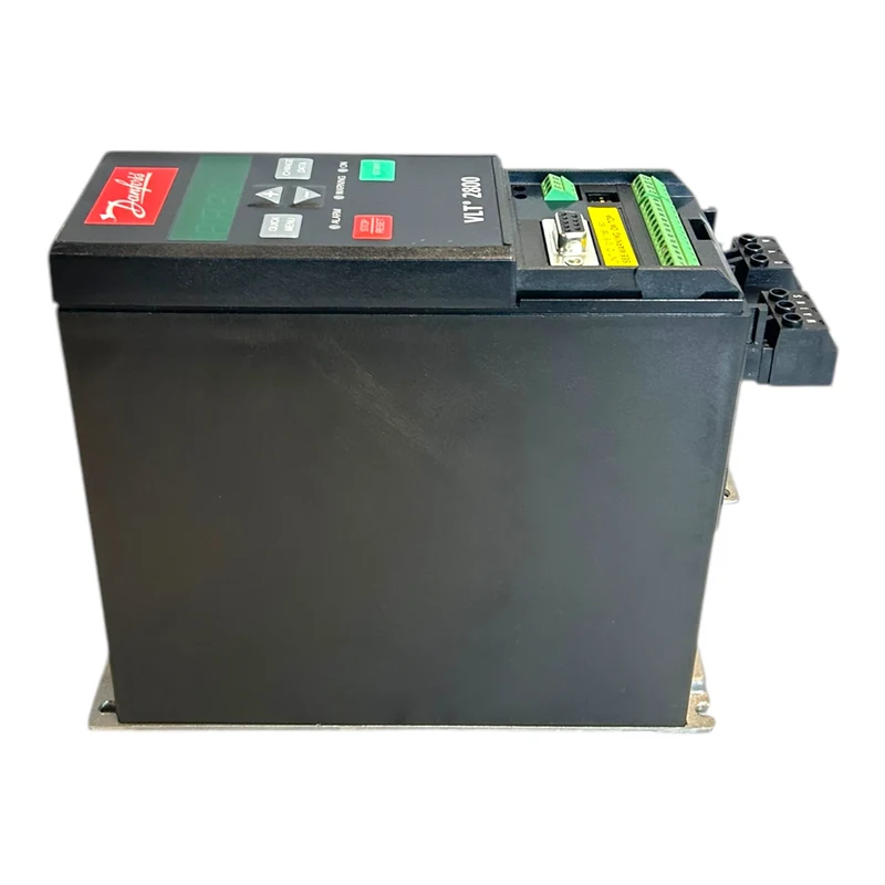 Danfoss VLT2803 195N0007 Frequenzumrichter VLT2803PS2B20STR1DBF10A00C0
