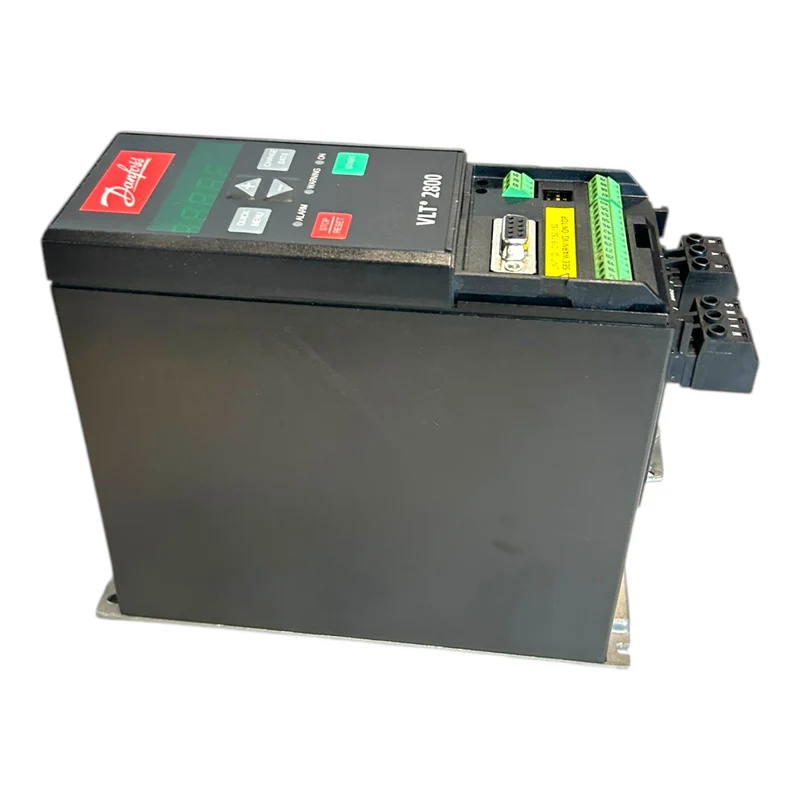 Danfoss VLT2805 195N0019 Frequenzumrichter VLT2805PS2B20STR1DBF1