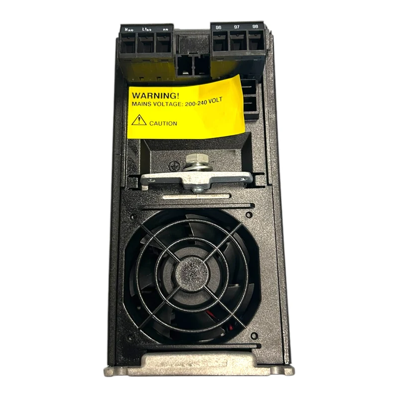 Danfoss VLT2807 195N0031 Frequenzumrichter VLT2807PS2B20STR1DBF IndustrieEinsatz