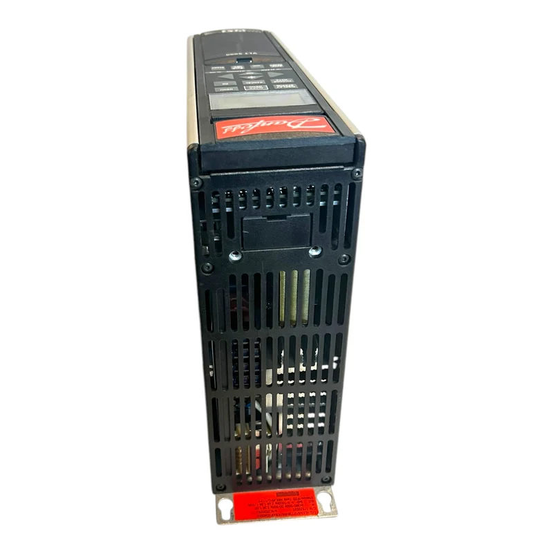 Danfoss 175Z0031 VLT5001PT5B20STR3D0F00A00C0 Frequenzumrichter Industrie Einsatz