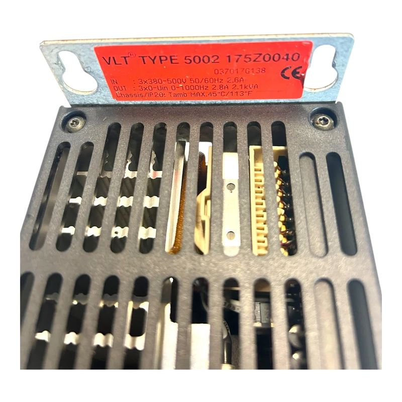 Danfoss 175Z0040 VLT5002PT5B20STR3DLF00A00 Frequenzumrichter Industrie Einsatz