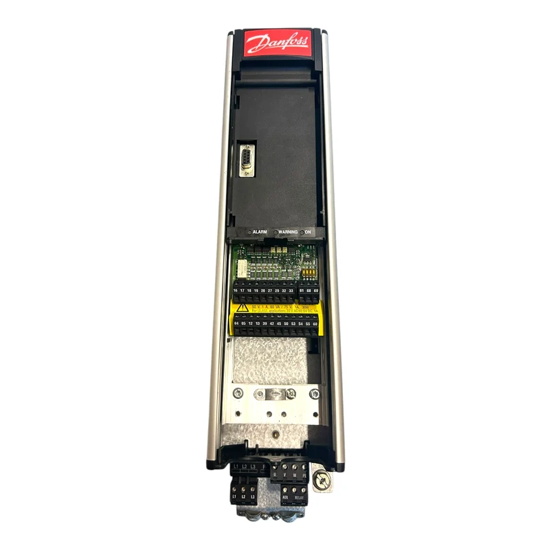 Danfoss 175Z0040 VLT5002PT5B20STR3DLF00A00 Frequenzumrichter Industrie Einsatz