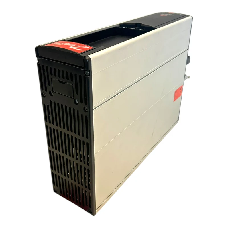 Danfoss 175Z0040 VLT5002PT5B20STR3DLF00A00 Frequenzumrichter Industrie Einsatz