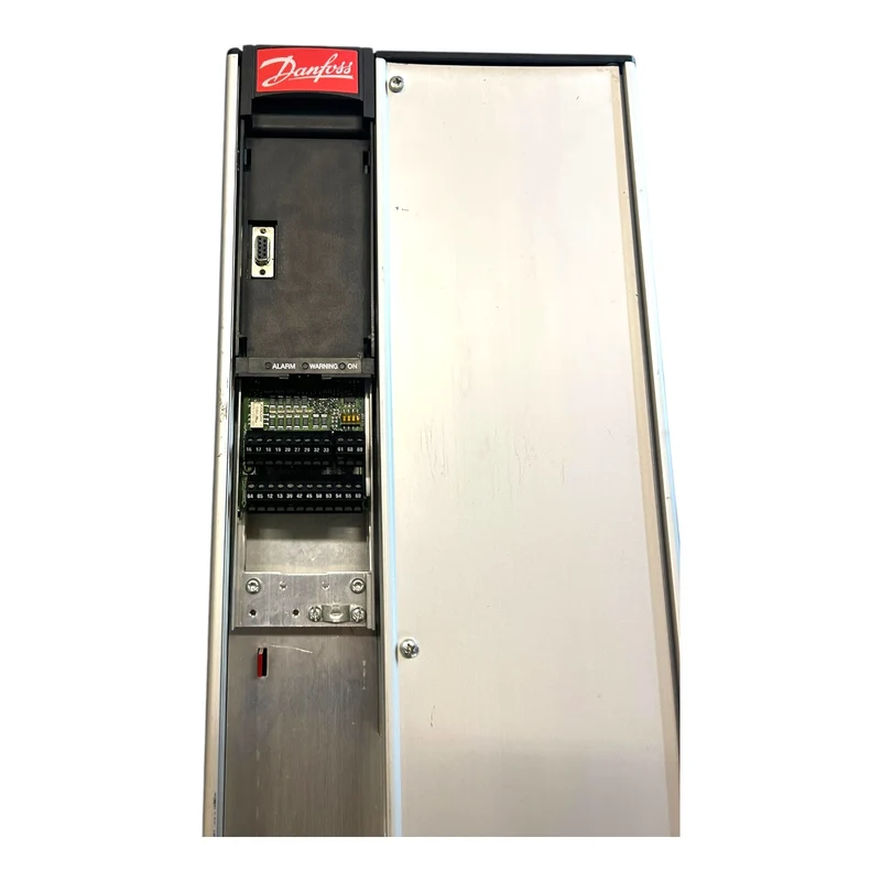 Danfoss VLT5032PT5C20STR3DLF00A00C0 175Z4153 Frequenzumrichter Industrie Einsatz