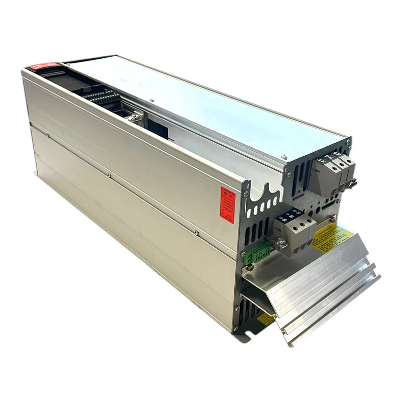 Danfoss VLT5032PT5C20STR3DLF00A00C0 175Z4153 Frequenzumrichter Industrie Einsatz