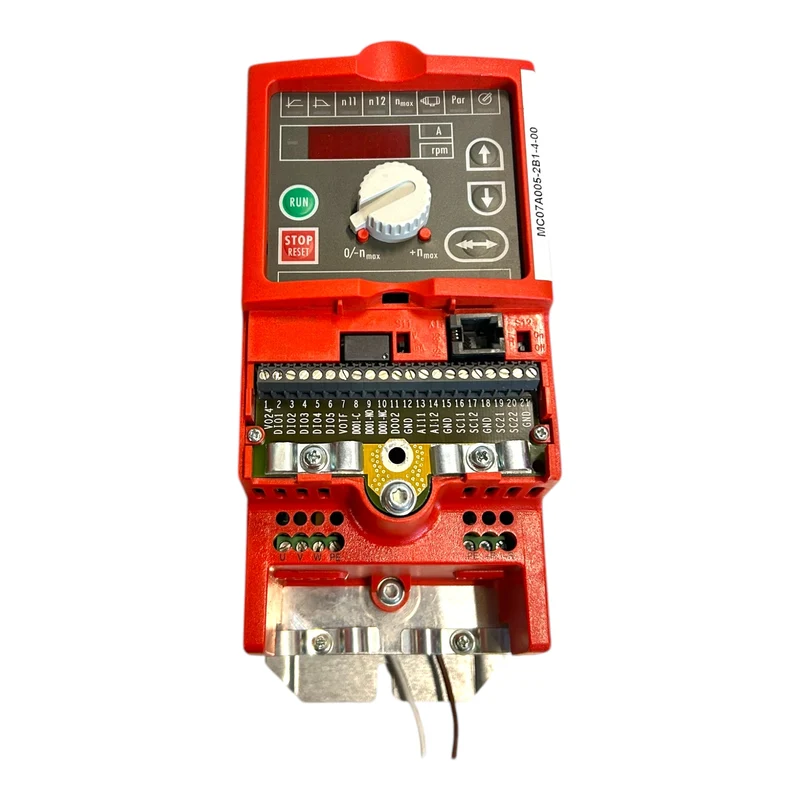 SEW MC07A005-2B1-4-00 Frequenzumrichter 0,55kW für industriellen Einsatz
