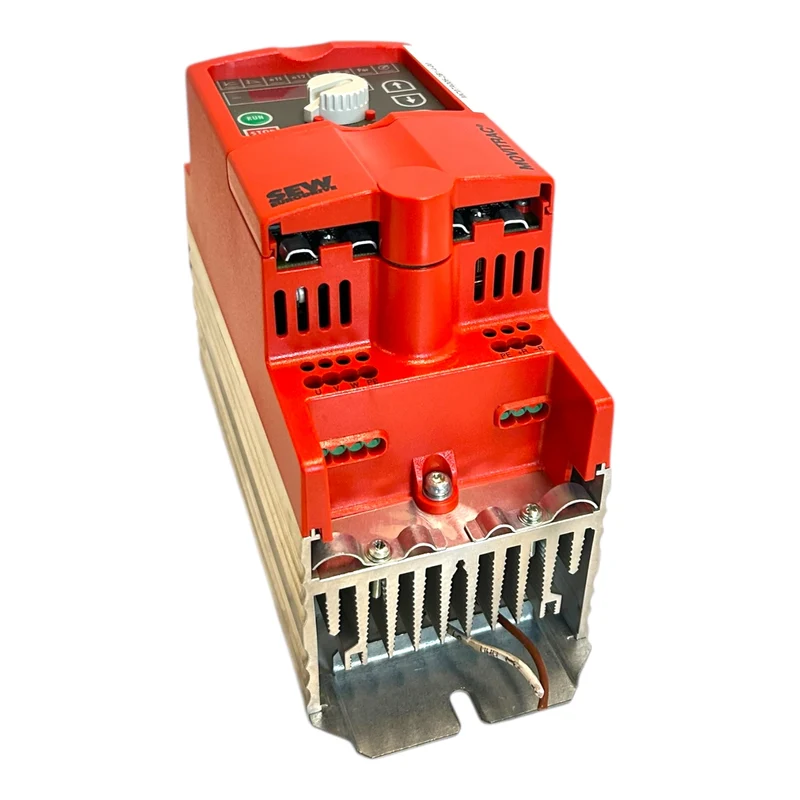 SEW MC07A005-2B1-4-00 Frequenzumrichter 0,55kW für industriellen Einsatz