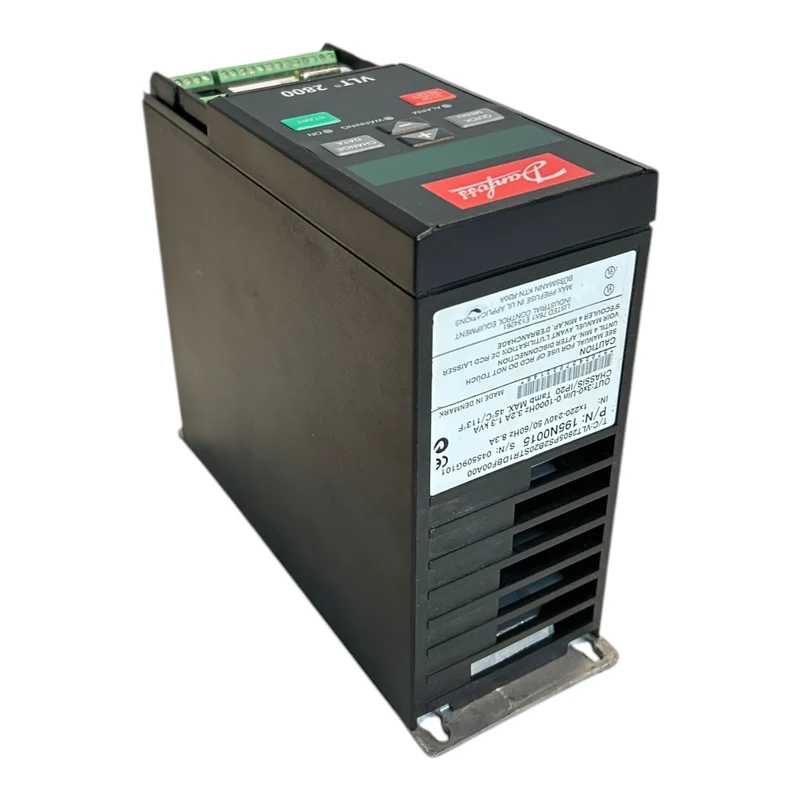 Danfoss VLT2805 195N0015 Frequenzumrichter VLT2805PS2B20STR1DBF00A00 Danfoss VLT