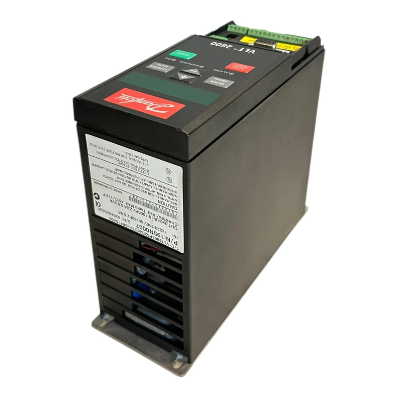 Danfoss VLT2803 195N0007 Frequenzumrichter VLT2803PS2B20STR1DBF10A00C0 Danfoss V