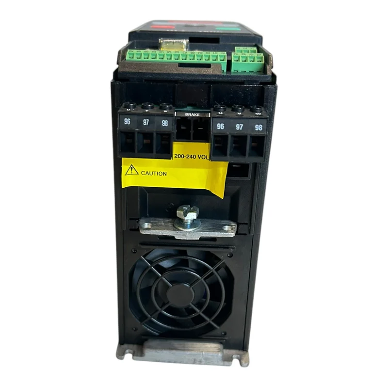 Danfoss VLT2803 195N0007 Frequenzumrichter VLT2803PS2B20STR1DBF10A00C0 Danfoss V