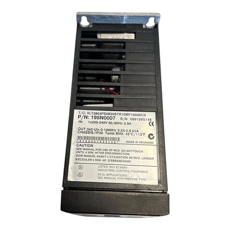 Danfoss VLT2803 195N0007 Frequenzumrichter VLT2803PS2B20STR1DBF10A00C0 Danfoss V