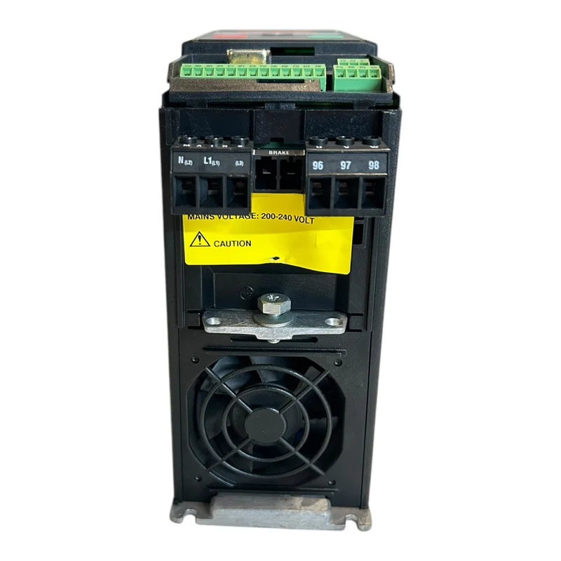 Danfoss VLT2803 195N0007 Frequenzumrichter VLT2803PS2B20STR1DBF10A00C0 Danfoss V