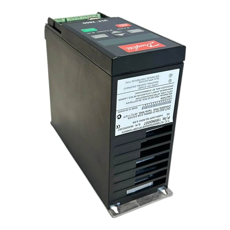 Danfoss VLT2803 195N0007 Frequenzumrichter VLT2803PS2B20STR1DBF10A00C0 Danfoss V