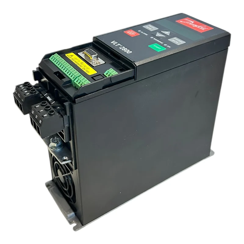 Danfoss VLT2803 195N0007 Frequenzumrichter VLT2803PS2B20STR1DBF10A00C0 Danfoss V