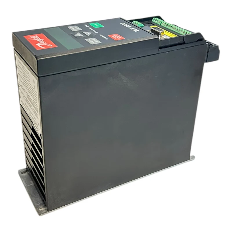 Danfoss VLT2803 195N0007 Frequenzumrichter VLT2803PS2B20STR1DBF10A00C0 Danfoss V