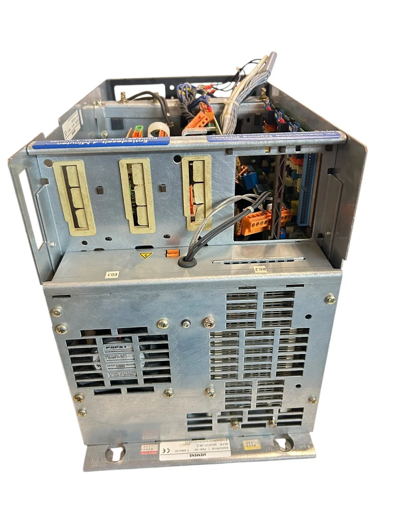 Siemens 6SC6101-2B-Z Simodrive Frequenzumrichter für industriellen Einsatz
