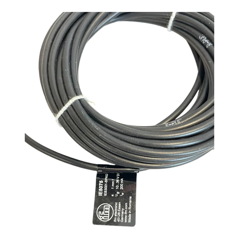 Ifm IE5075 Induktiver Näherungsschalter für industriellen Einsatz IEB3001-BPKG I