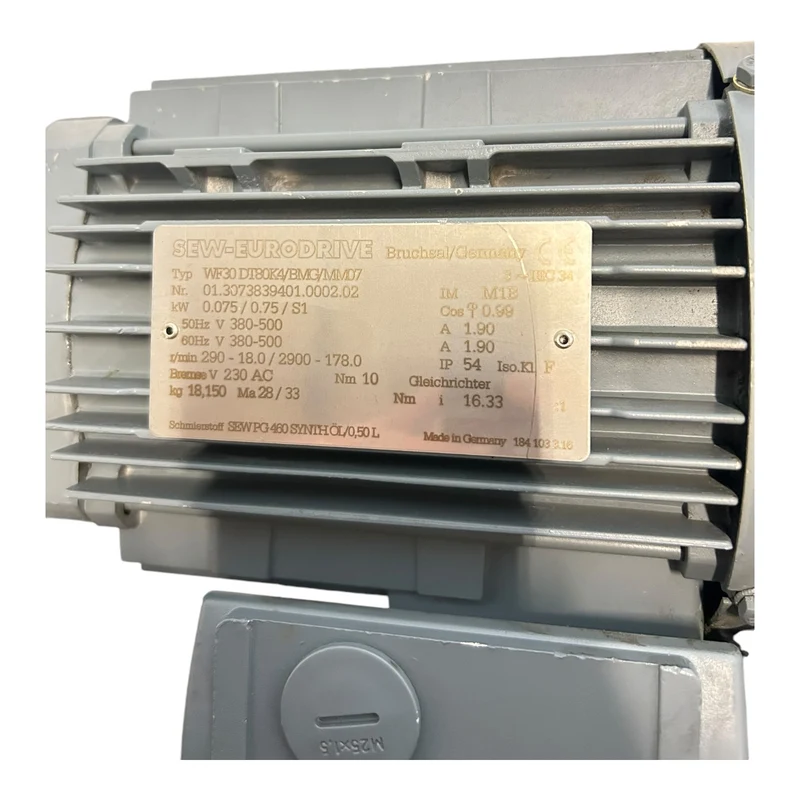 SEW Getriebemotor 0,75kW WF30DT80K4/BMG/MM07 SEW Getriebemotor WF30DT80K4/BMG/MM