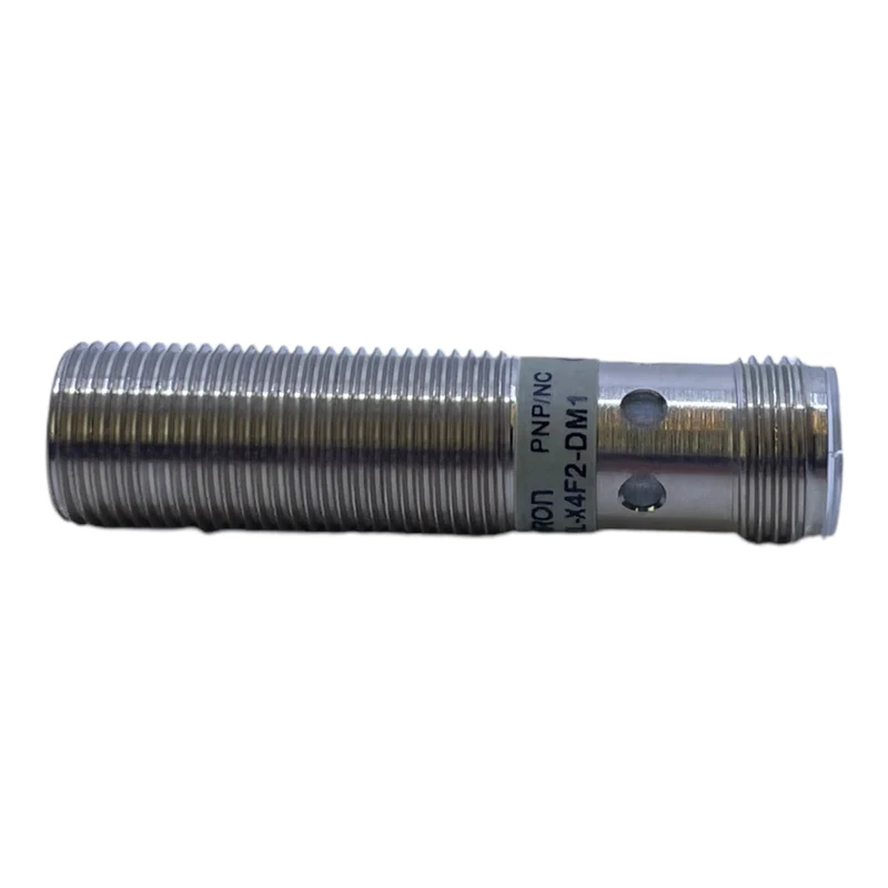 Omron E2EL-X4F2-DM1 Induktiver Näherungssensor für industriellen Einsatz E2EL-X4