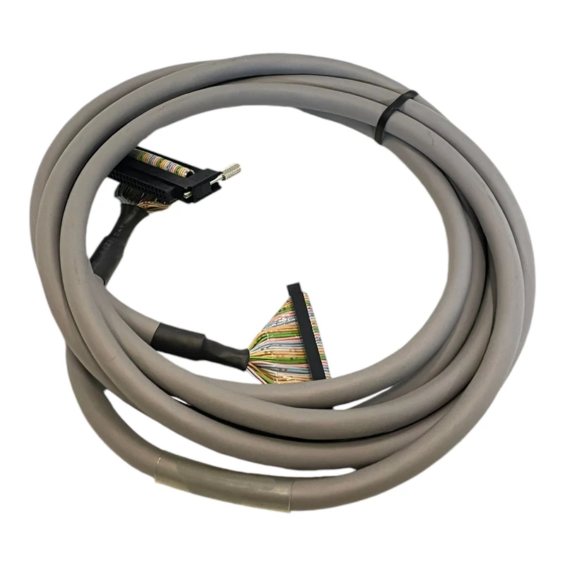 Omron XW2Z-300B Kabel für XW2Z, 24 Vdc, 3m Omron XW2Z-300B Kabel für XW2Z, 24 Vd