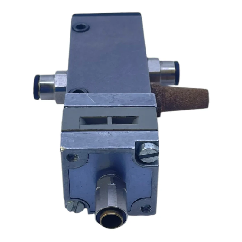 BOSCH 0820204007 Wegeventil für industriellen Einsatz 0820204007 Pneumatik