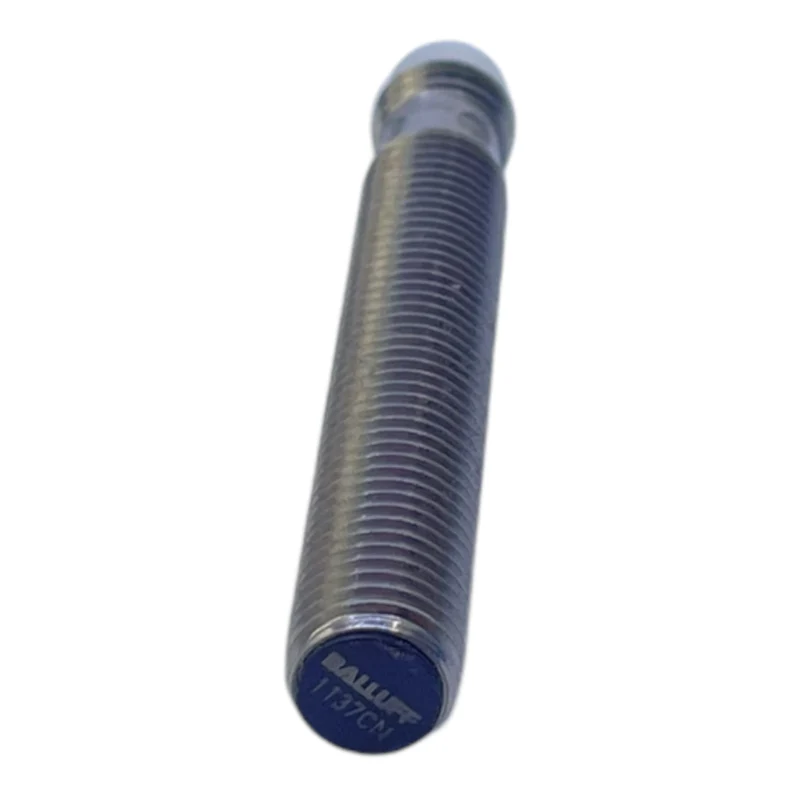 Balluff 1137CN Induktiver Sensor für industriellen Einsatz Balluff 1137CN Sensor