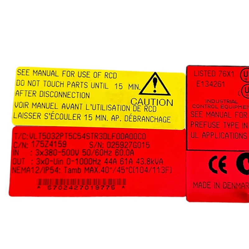 Danfoss Frequenzumrichter 43,8kVA VLT5032PT5C54STR3DLF00A00C0 3x380–500V VLT5000