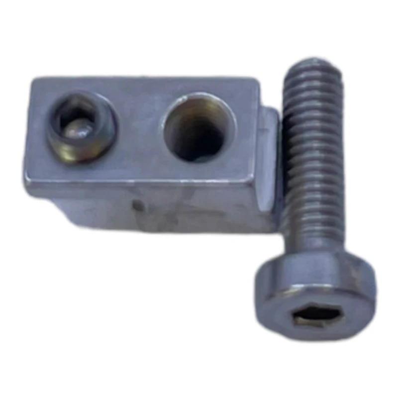 Balluff BMF305-HW-17 Haltewinkel für Sensoren 200554644 VE:4stk/pcs Haltewinkel