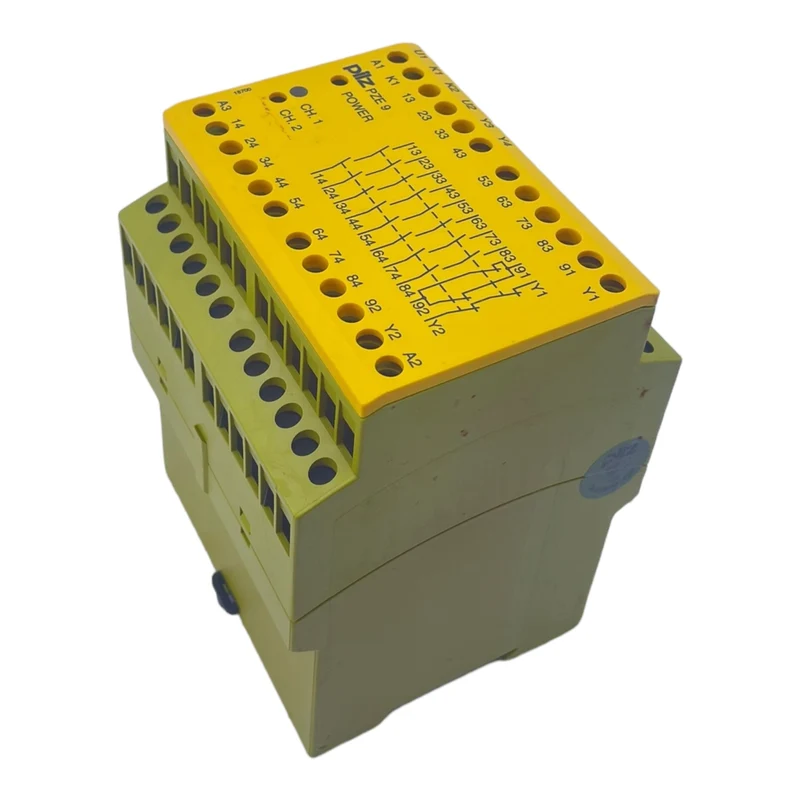 Pilz PZE 9 24VDC 8n/o 1n/c Sicherheitsrelais für industriellen Einsatz 774150