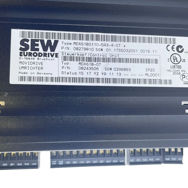 SEW MDX61B0110-5A3-4-0T Frequenzumrichter für Industrie Einsatz DFI21B DEH11B