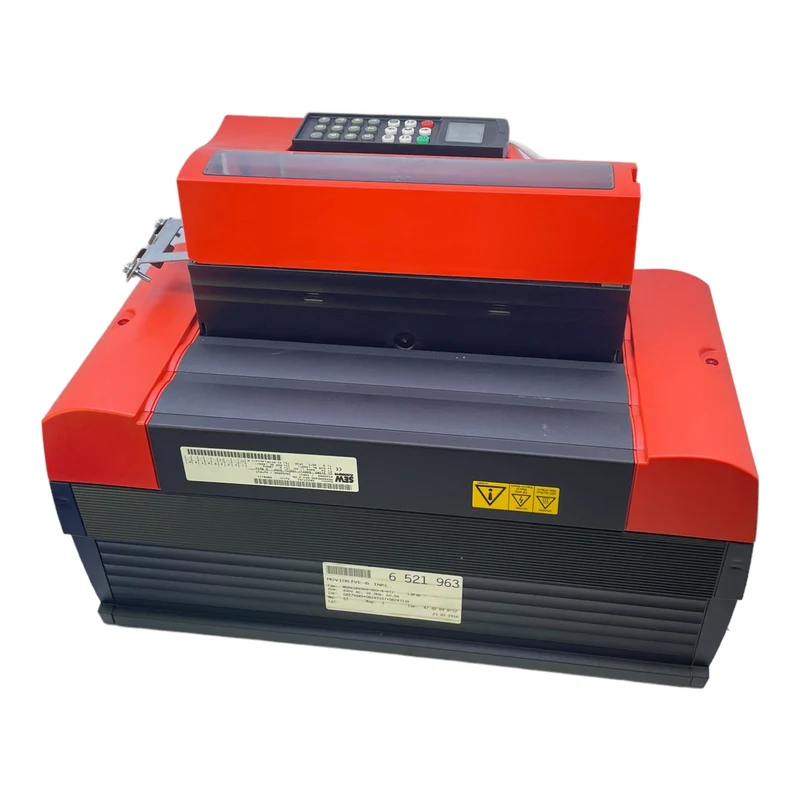 SEW MDX61B0300-503-4-0T Frequenzumrichter für industriellen Einsatz DFI21B DEH1