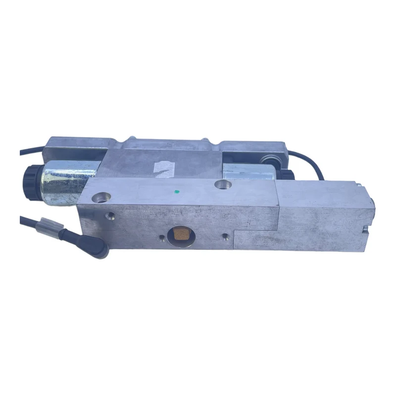 Rexroth R5610239300 Steuerventil für industriellen Einsatz 24V DC 1,5A IP65 12b