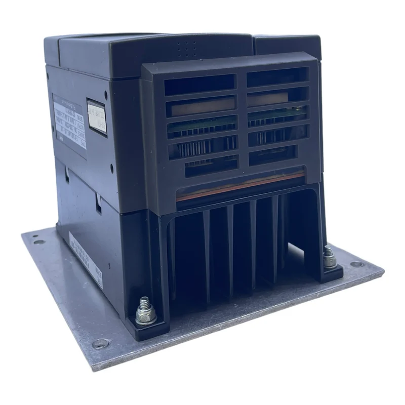 Fuji Electric FVR008E7S-2S Frequenzumrichter für industriellen Einsatz 200-230V