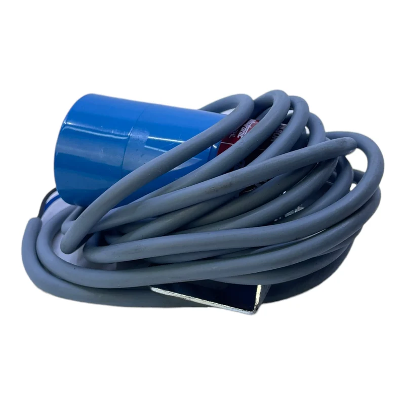 PulsoTronic 9916-0800 Induktiver Sensor für Industriellen Einsatz 20-250V
