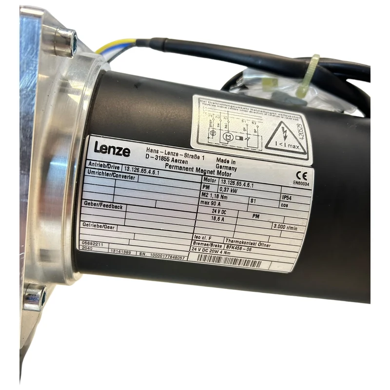 Lenze 13.126.65.4.6.1 Servomotor mit Getriebe für industriellen Einsatz Lenze