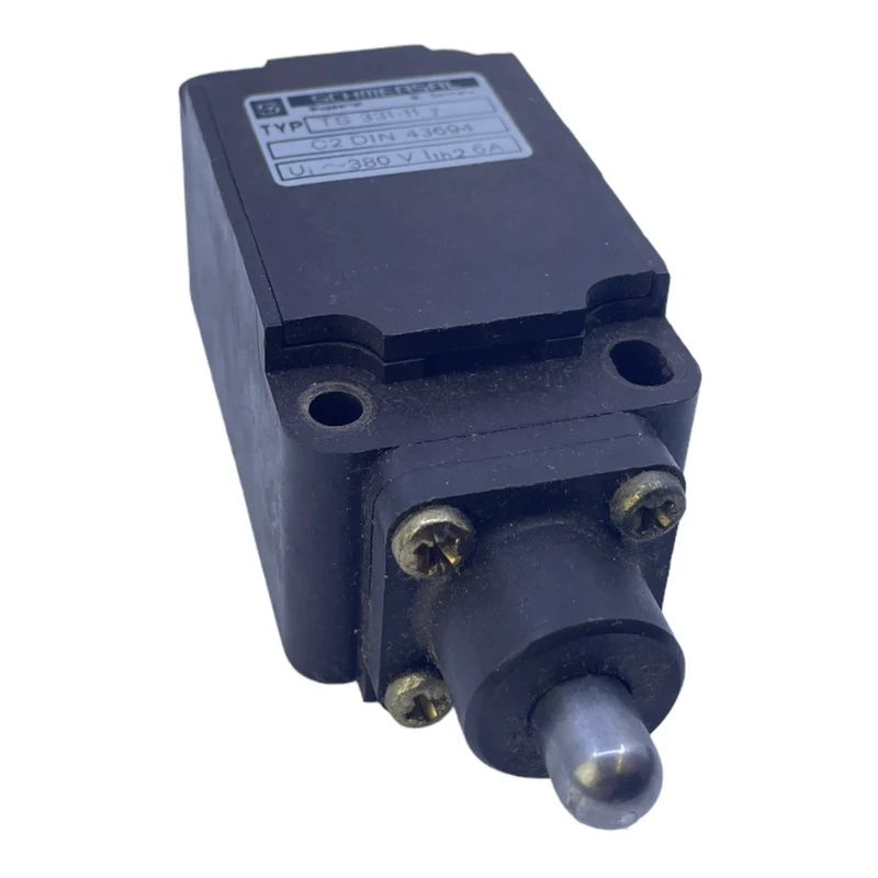Schmersal TS331-11y Grenztaster für industriellen Einsatz 380V 6A TS331-11y
