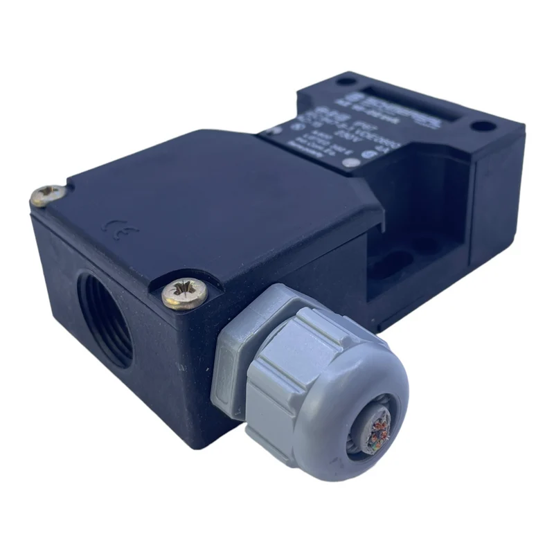 Schmersal AZ16-02zvk Sicherheitsschalter für industriellen Einsatz 230V AC 4A